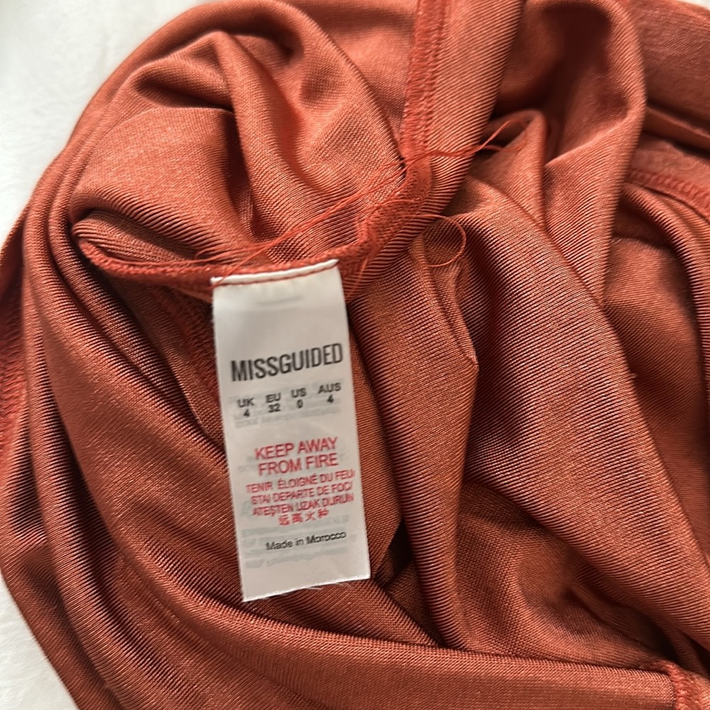 Rust dress - Picture 5 of 8